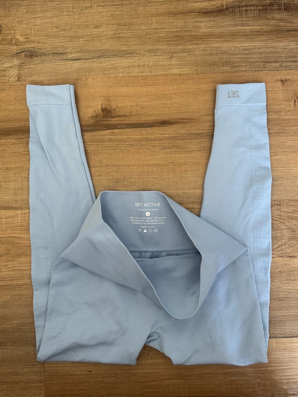 SET Active Blue Leggings EUC - Picture 2 of 3